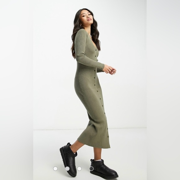 Button Through sweater dress XS in olive green  Abercrombie dress long sleeve - Picture 2 of 6
